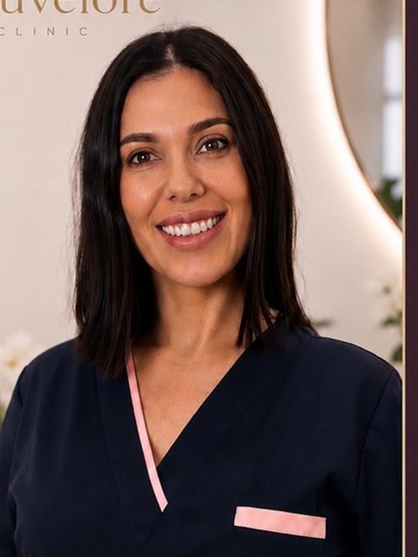 Dra. Carolina, Cirujana plástica en Mauvelore Clinic